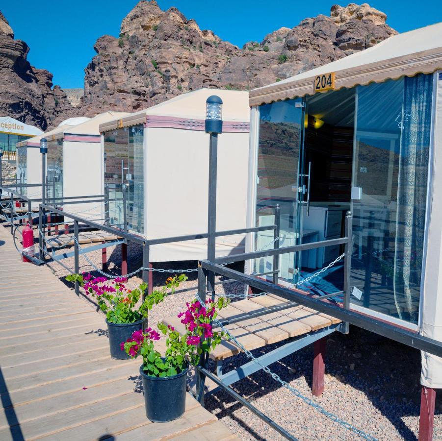 The Rock Camp Petra Hotel Wadi Musa Ngoại thất bức ảnh