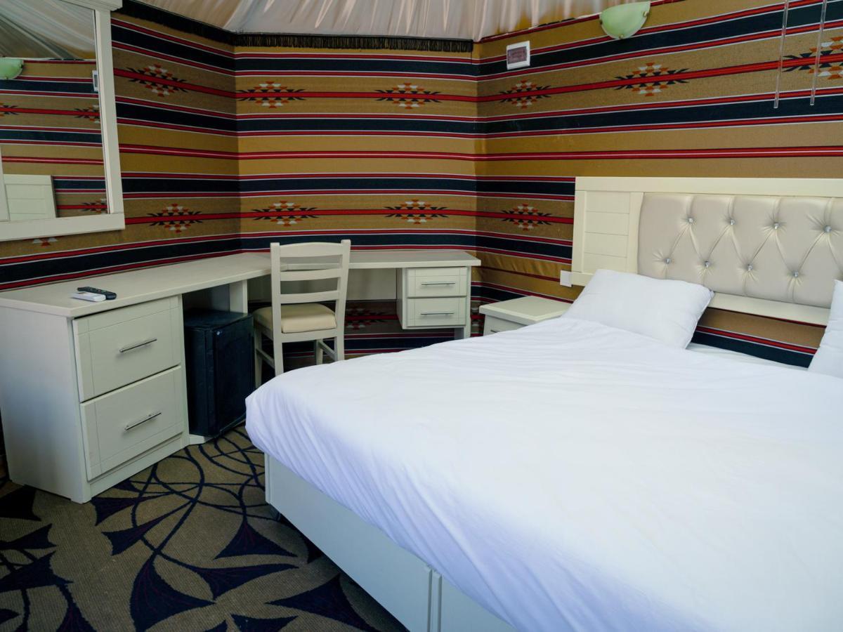 The Rock Camp Petra Hotel Wadi Musa Ngoại thất bức ảnh