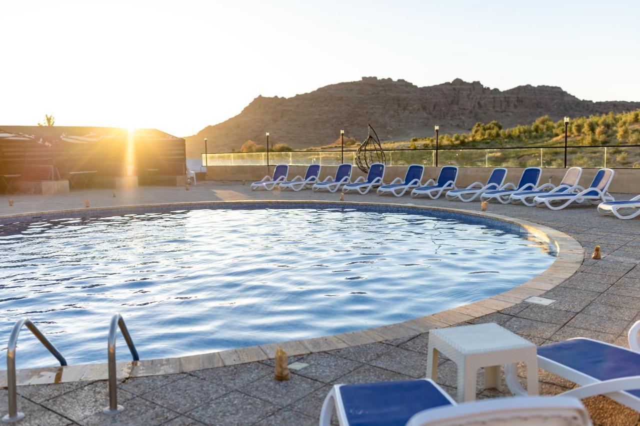 The Rock Camp Petra Hotel Wadi Musa Ngoại thất bức ảnh